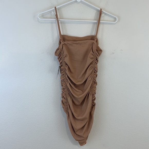 NWT Free People On Your Side Nude Ruched Bodysuit - Picture 6 of 12